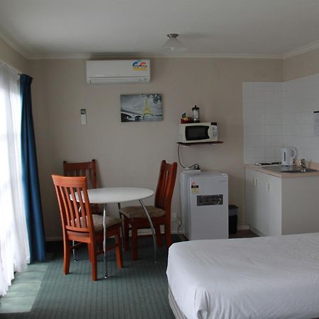 Asure Camelot Arms Motor Lodge Окленд Номер фото