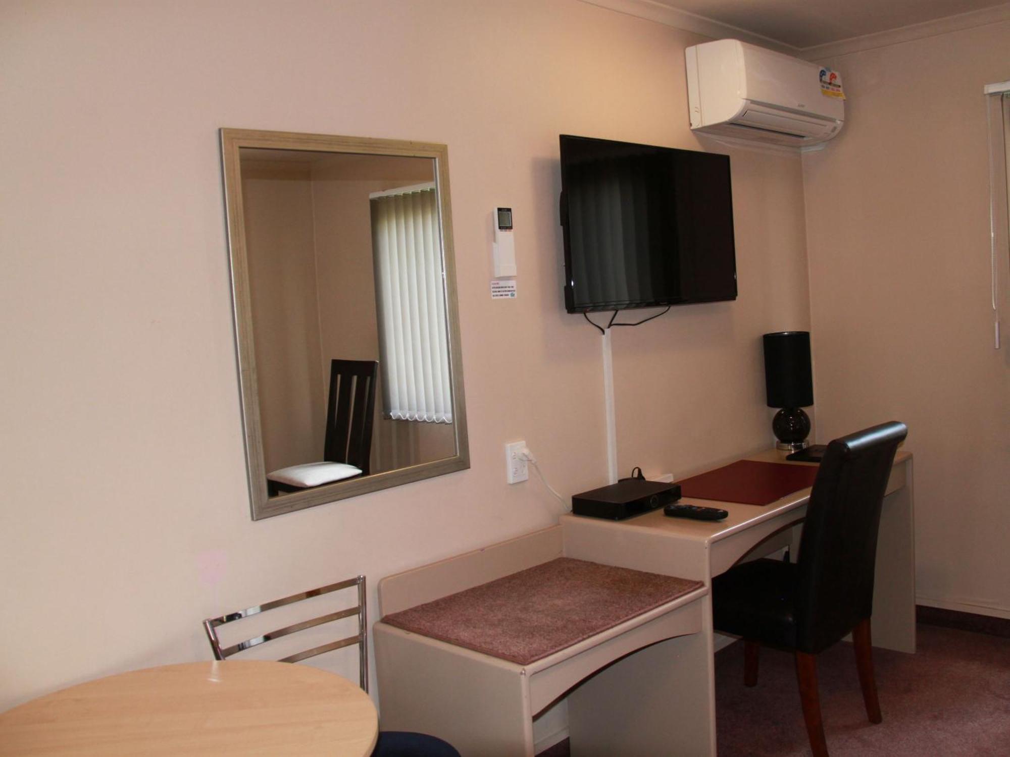 Asure Camelot Arms Motor Lodge Окленд Номер фото