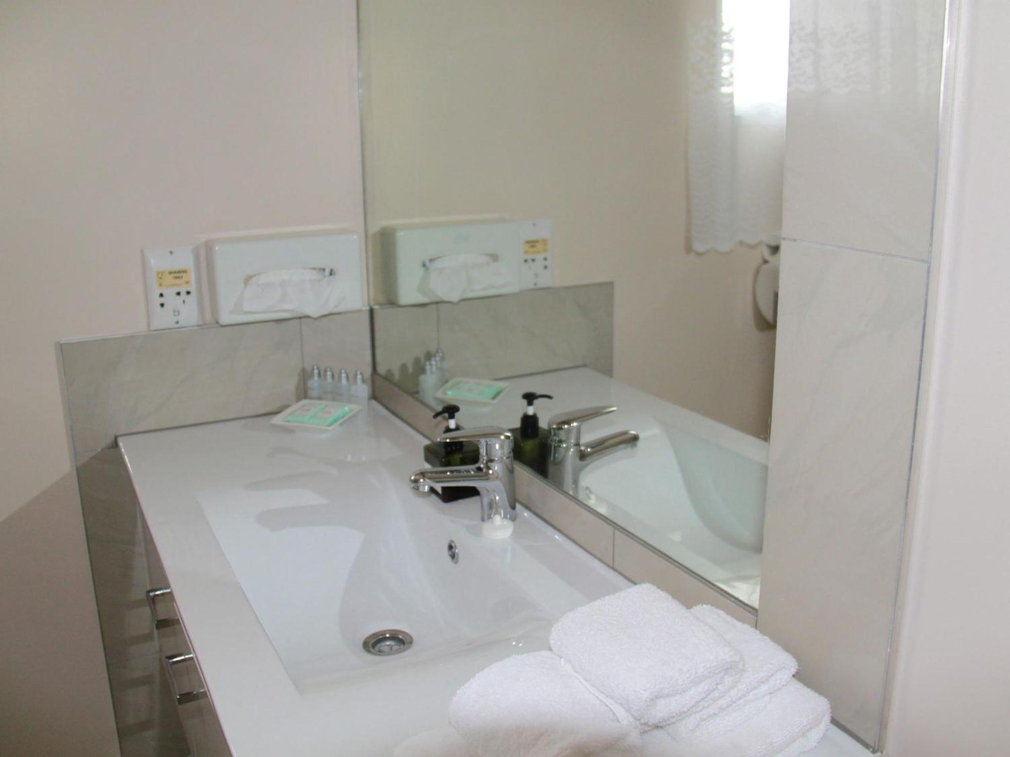 Asure Camelot Arms Motor Lodge Окленд Номер фото