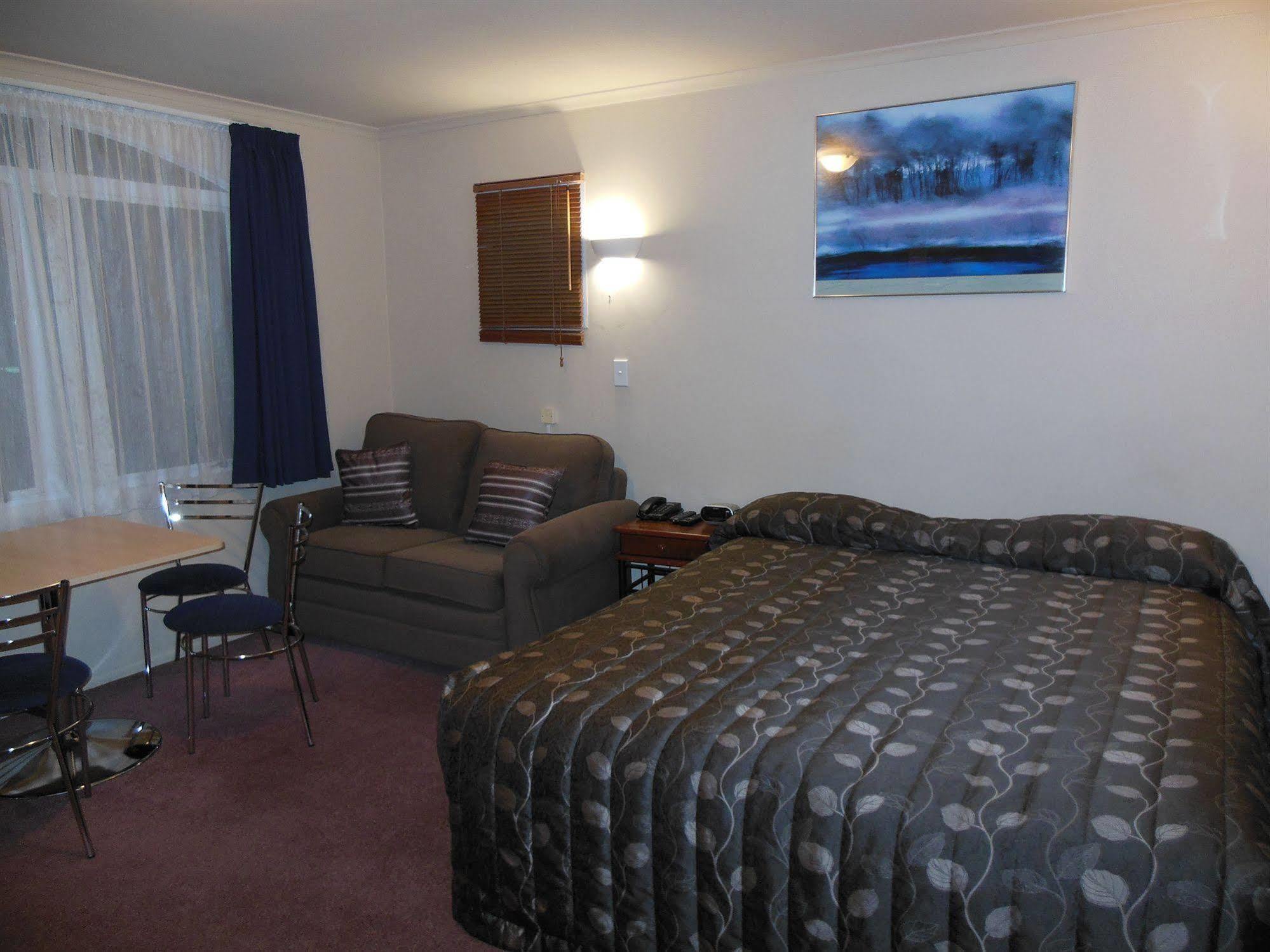 Asure Camelot Arms Motor Lodge Окленд Экстерьер фото