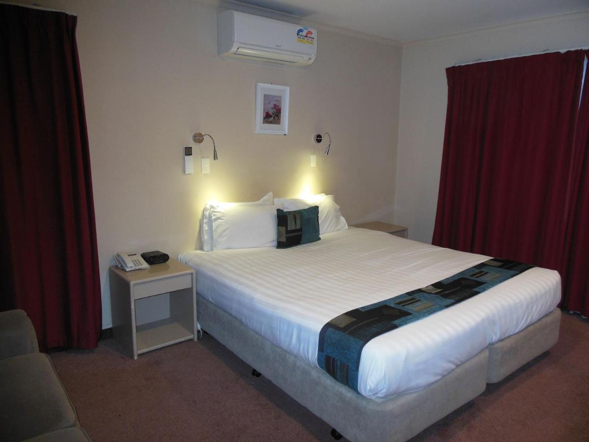 Asure Camelot Arms Motor Lodge Окленд Номер фото