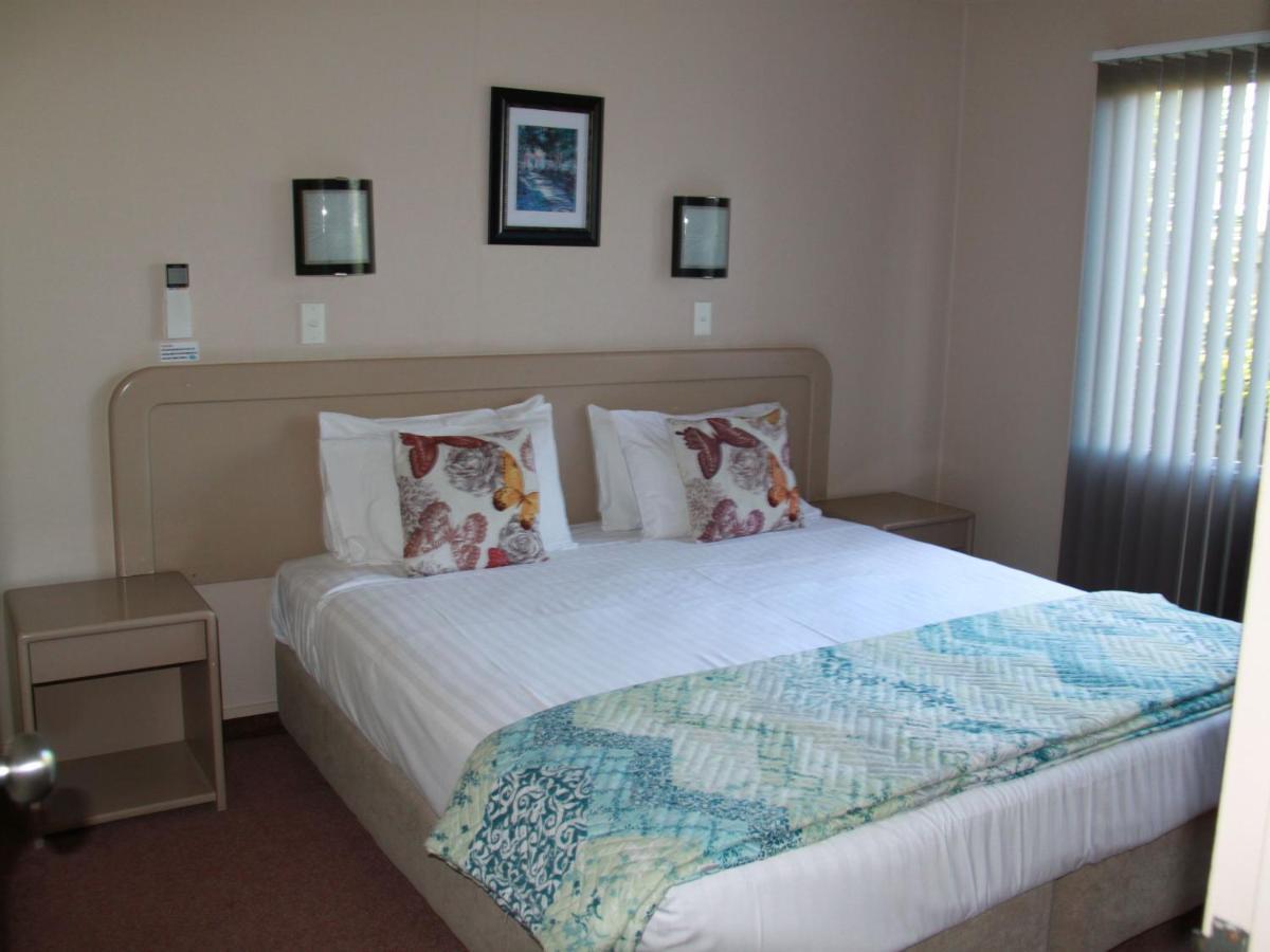 Asure Camelot Arms Motor Lodge Окленд Номер фото
